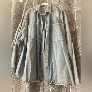 Denim Shacket with pleated detail on shoulder. Size 3x